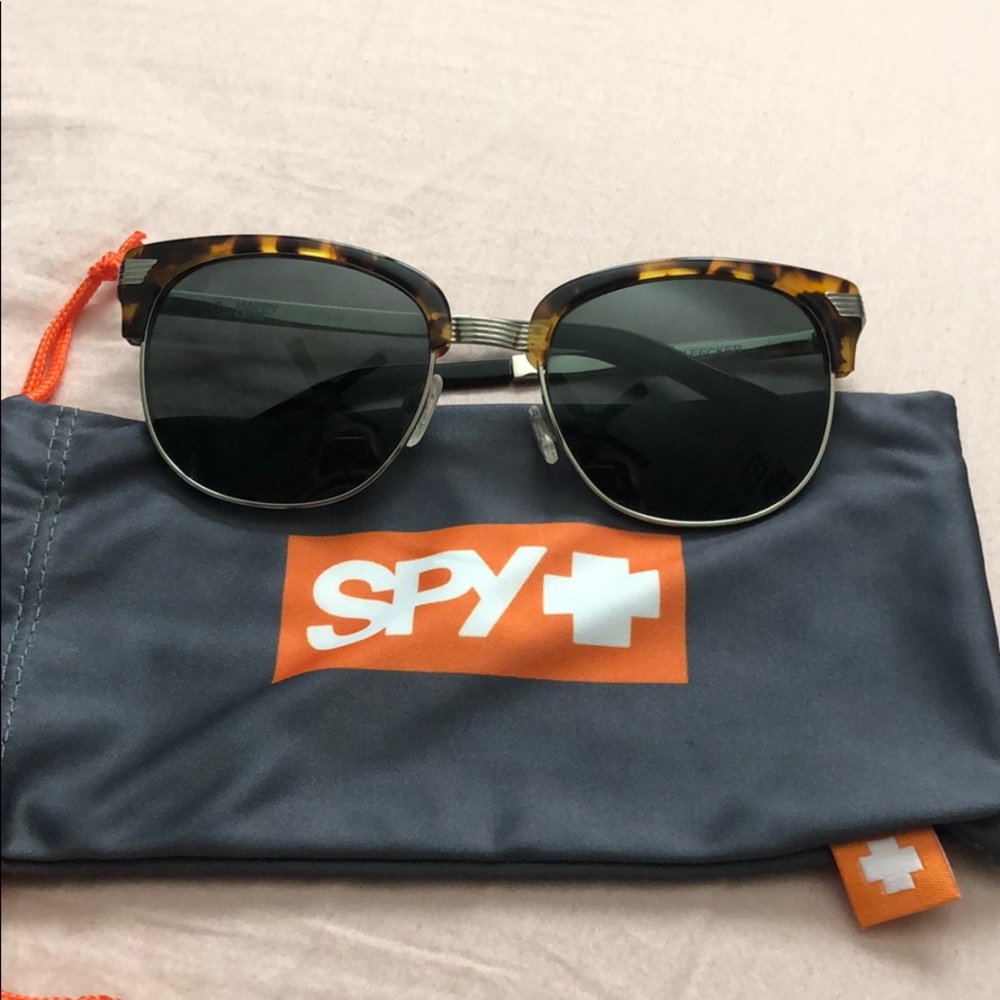 Like new! women’s spy sunglasses